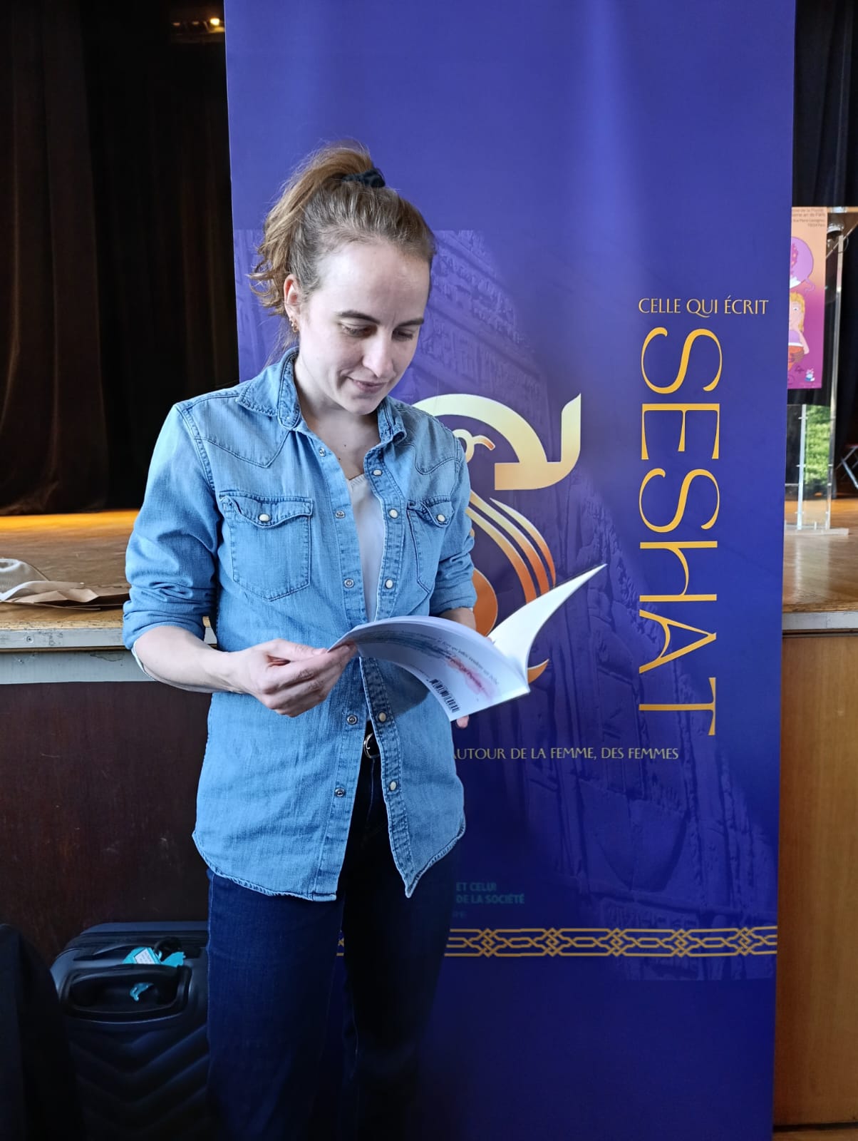 Dédicace au Salon du livre lesbien 2026